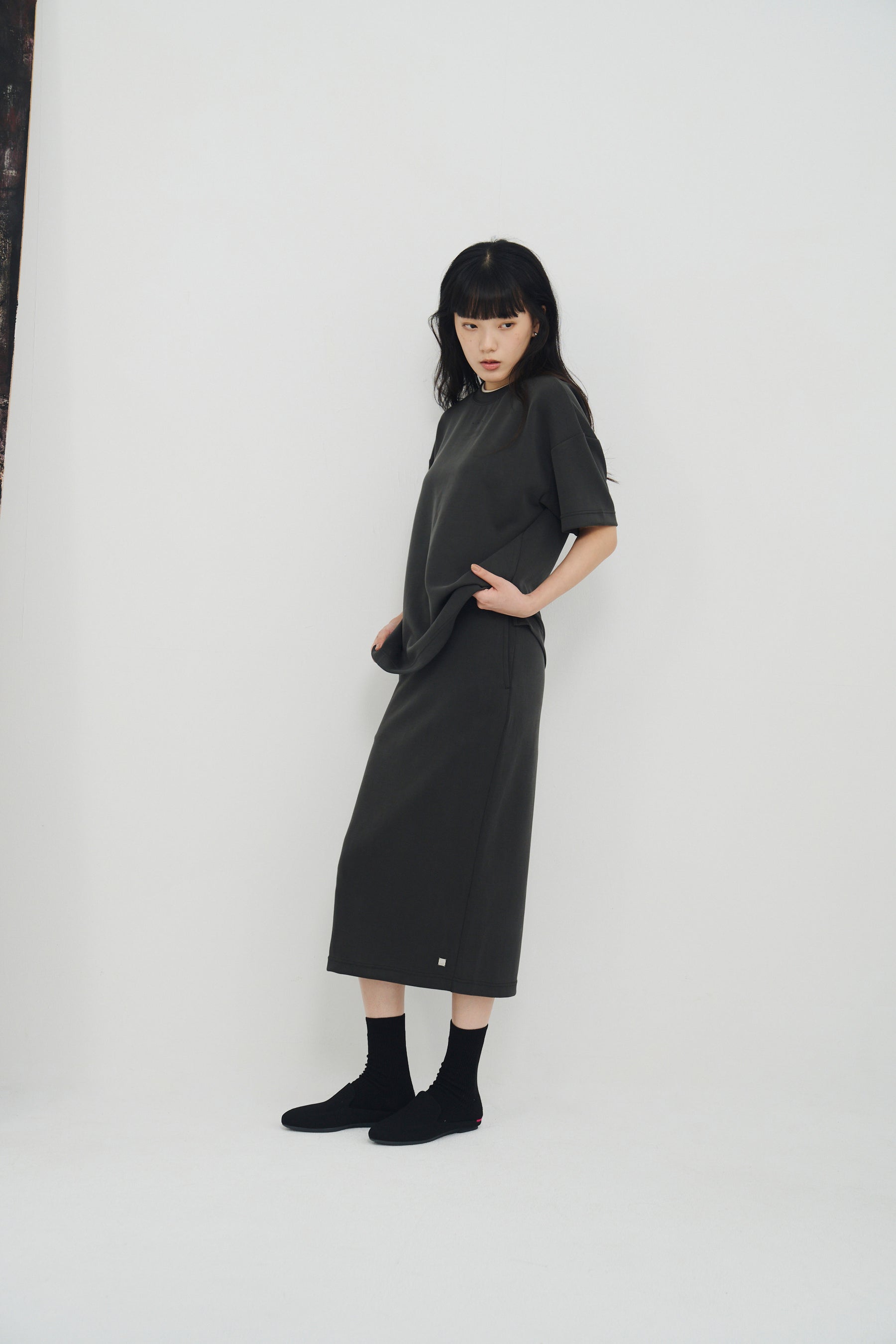 Tenderism Midi Skirt 柔膚感中長裙 - 隕石灰 Shaded Gray